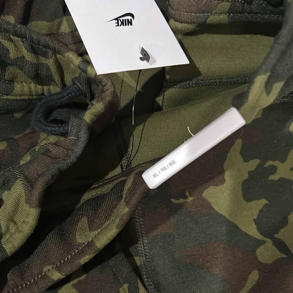Nike tech camo jogger pants, new with tags! Youth XS - Picture 9 of 13